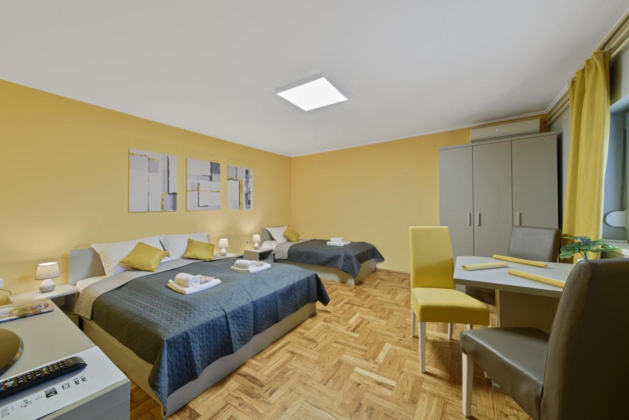 Dumalux Garden Apartment Суботица Екстериор снимка